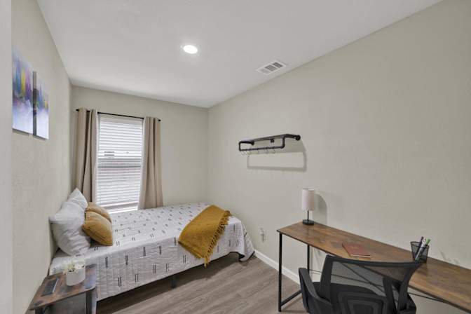 PadSplit's room