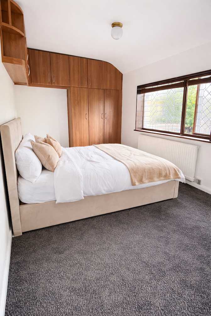 Victoria Lewis's room