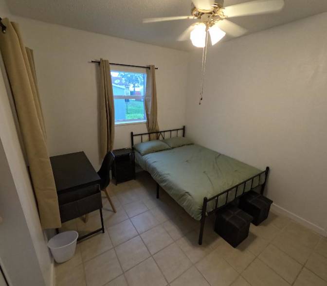 PadSplit's room