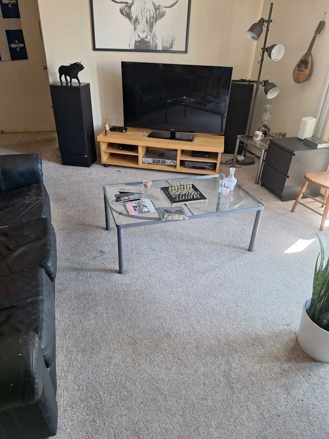 Glenn Weile's room