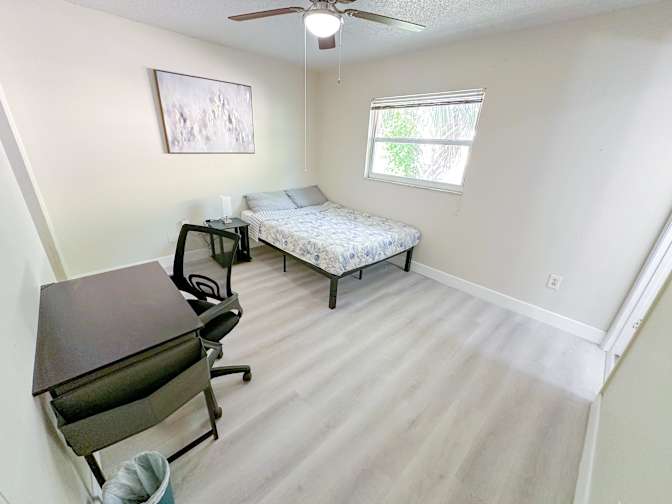 PadSplit's room