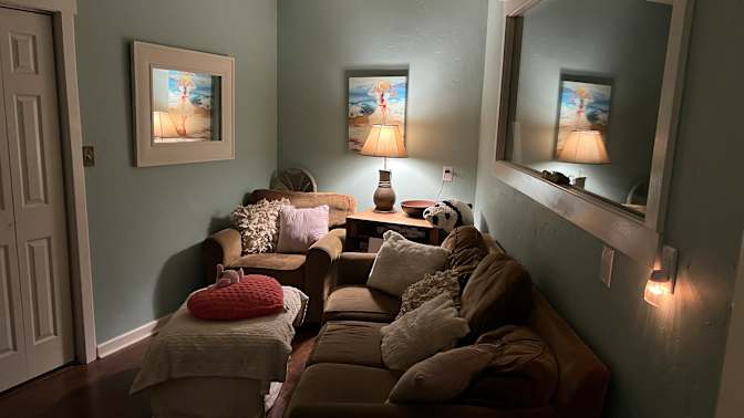 John Chao's room