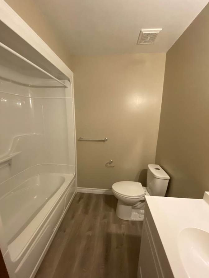 Thorold, ON's room