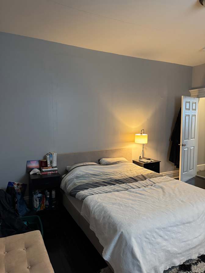 T.'s room