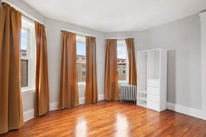 Sam June's room