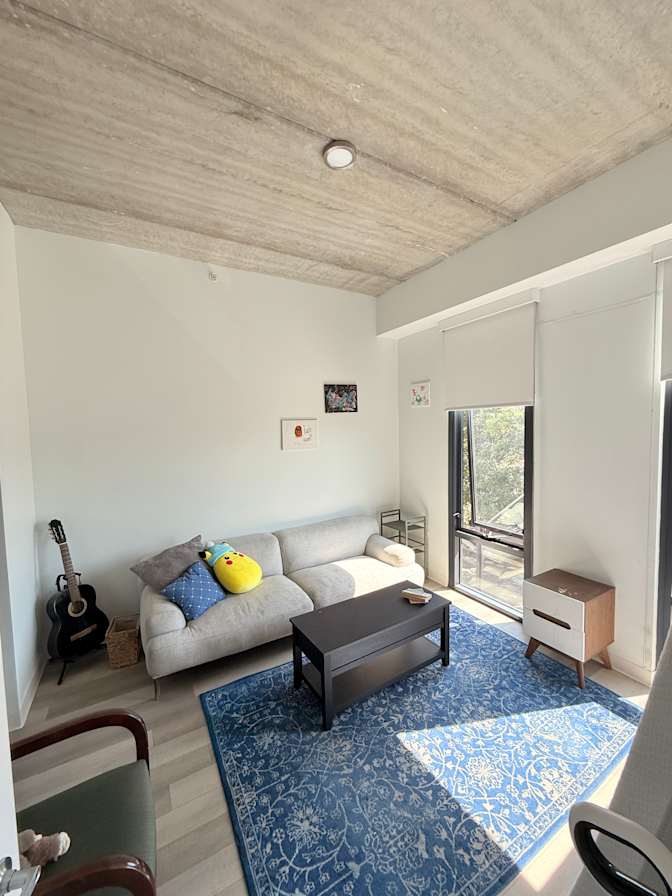 Elmir's room