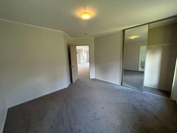 Tu's room