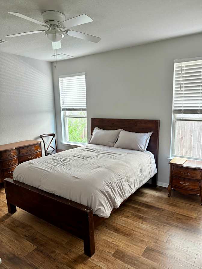 Alice Han's room