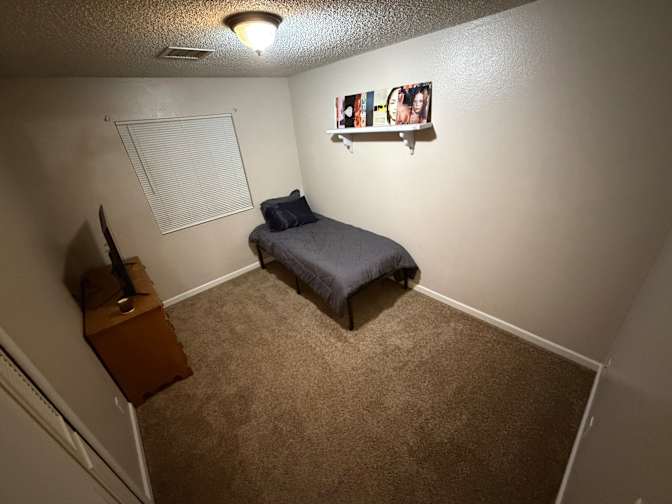 Steven's room