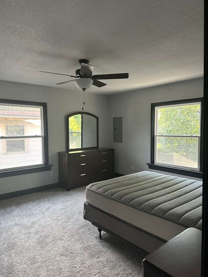 Guinn Group Properties's room