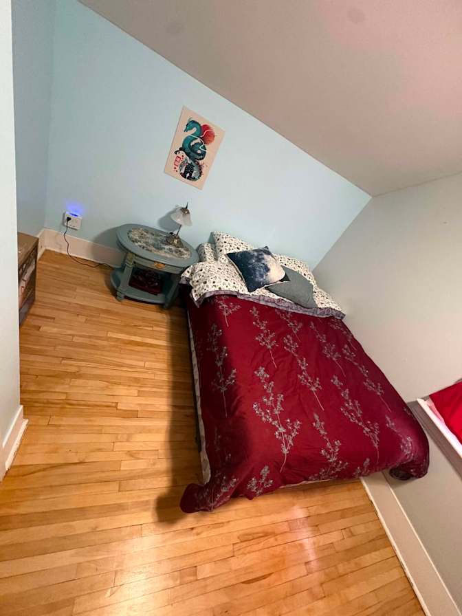 Jasmine's room