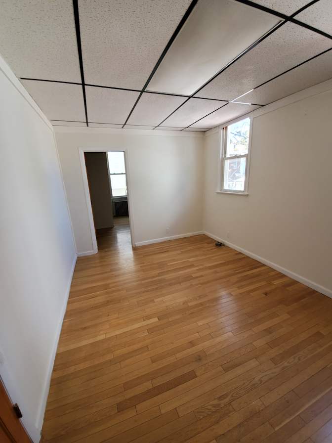 Chris 's room