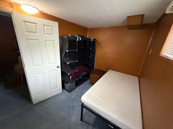 Mina's room