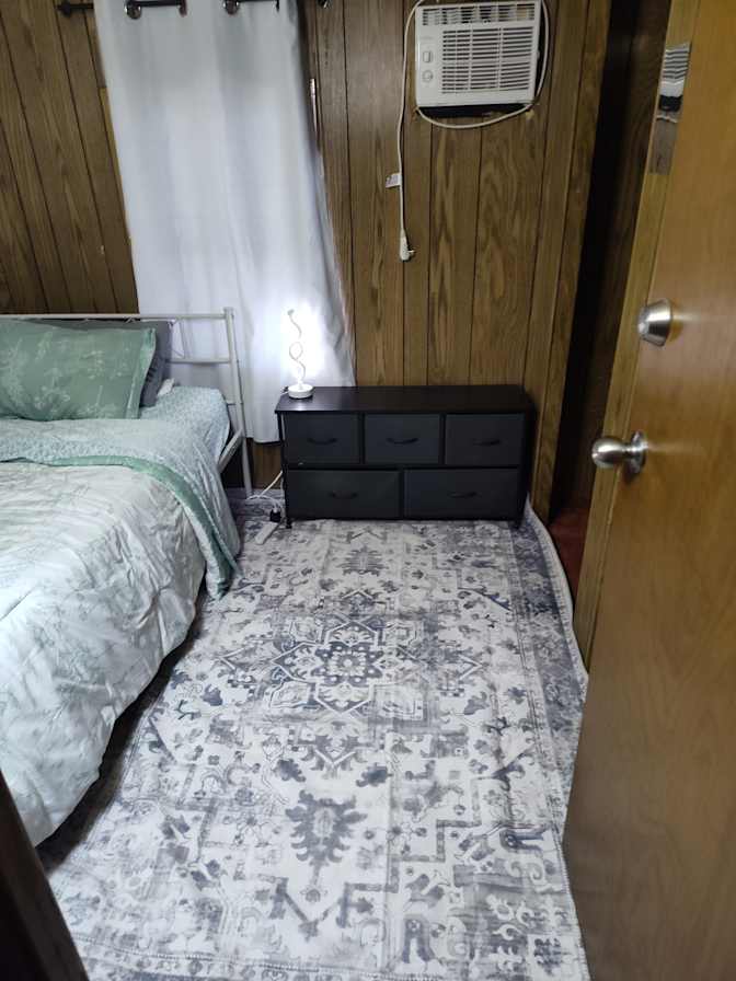 Rodney Mead's room