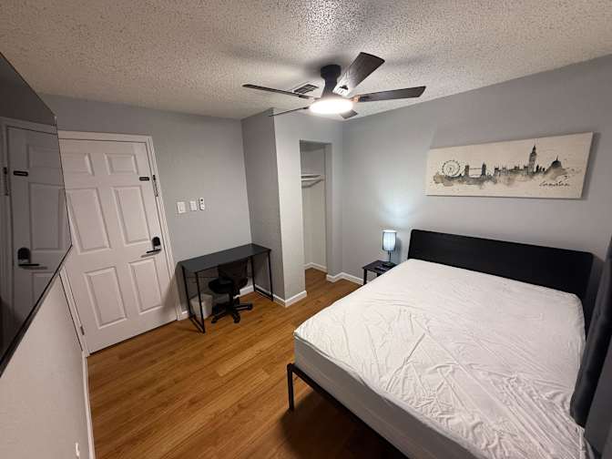 PadSplit's room