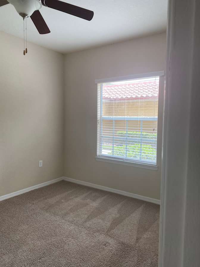 Jen's room