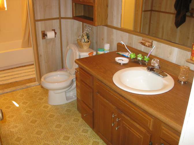 James and Valli Morano's room
