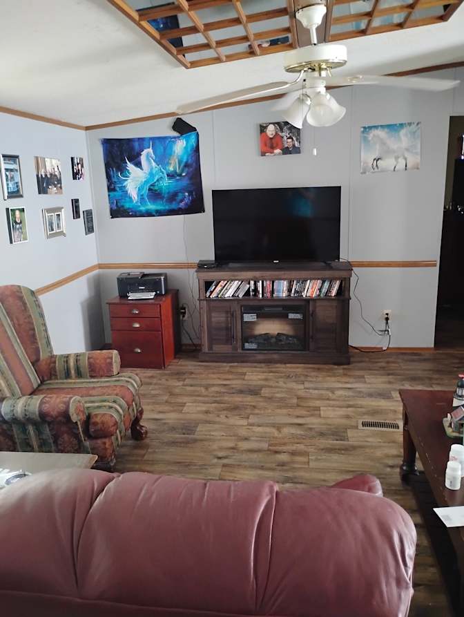 James Gangluff's room