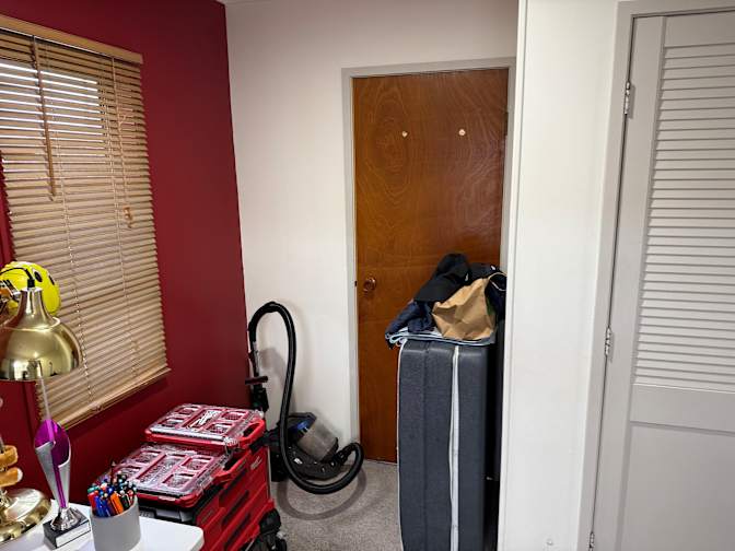 Jacques's room