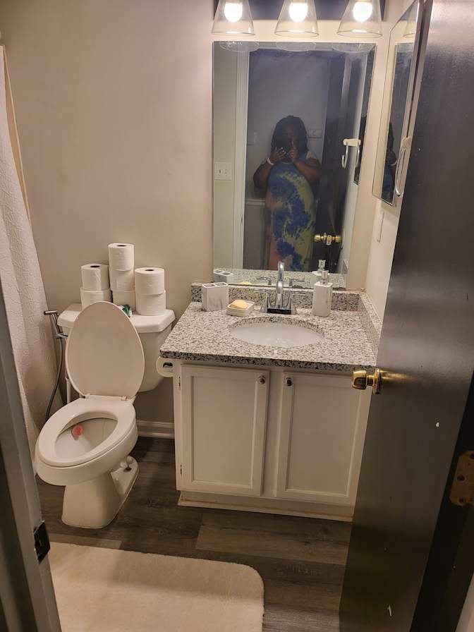 DIAMOND's room