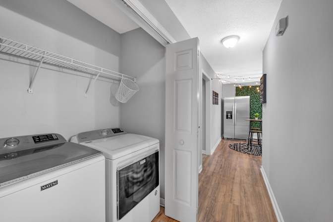 lifedoorrentals's room