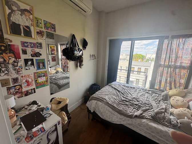 Jasmin's room