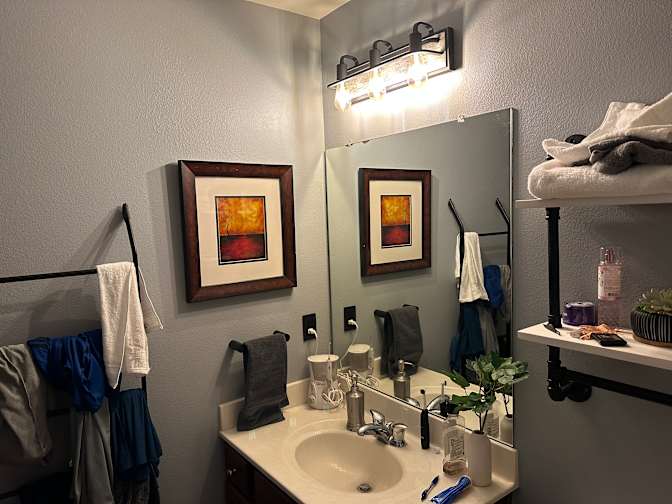Jon's room