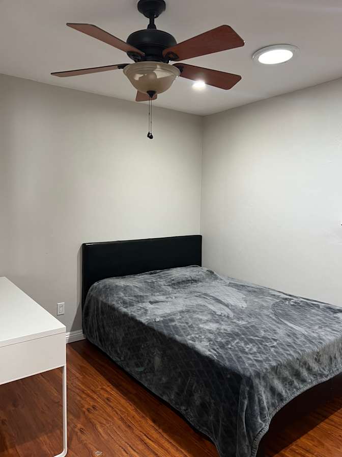Kelly's room