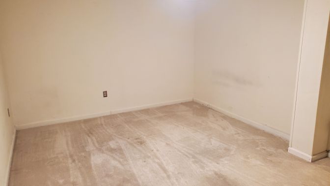 Enrique's room