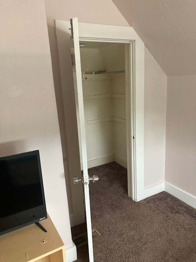 Tamara's room