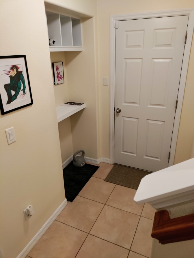 Dennis Room's room