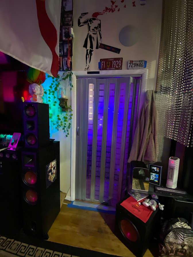 Amari's room