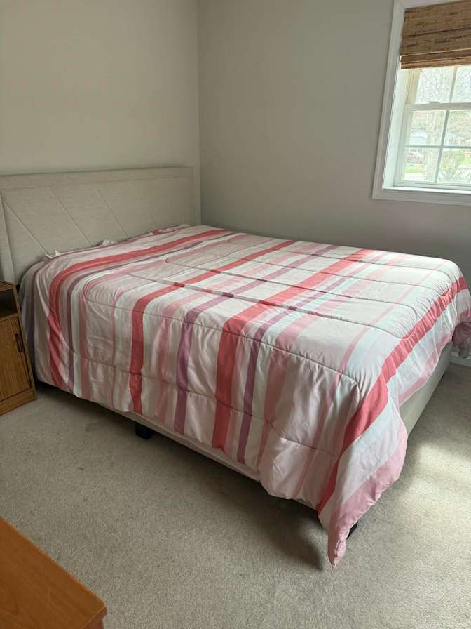 Lin's room