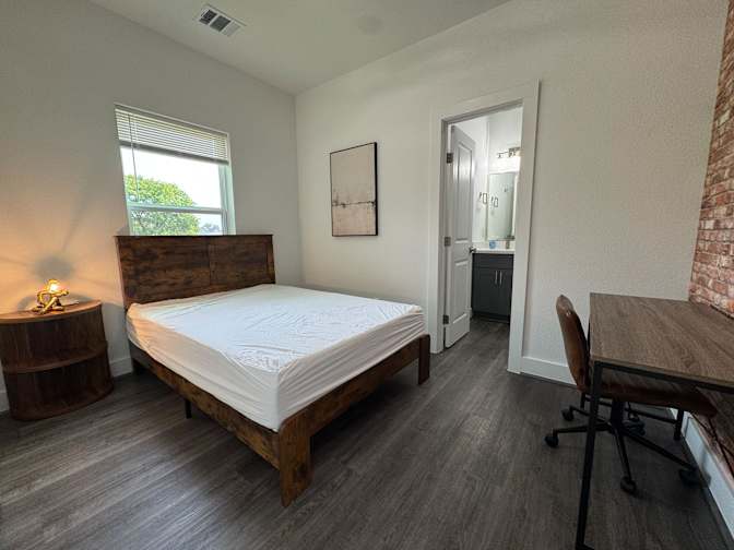 PadSplit's room
