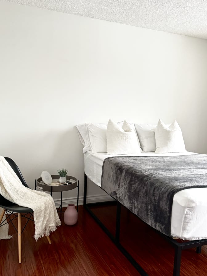 Dubay's room