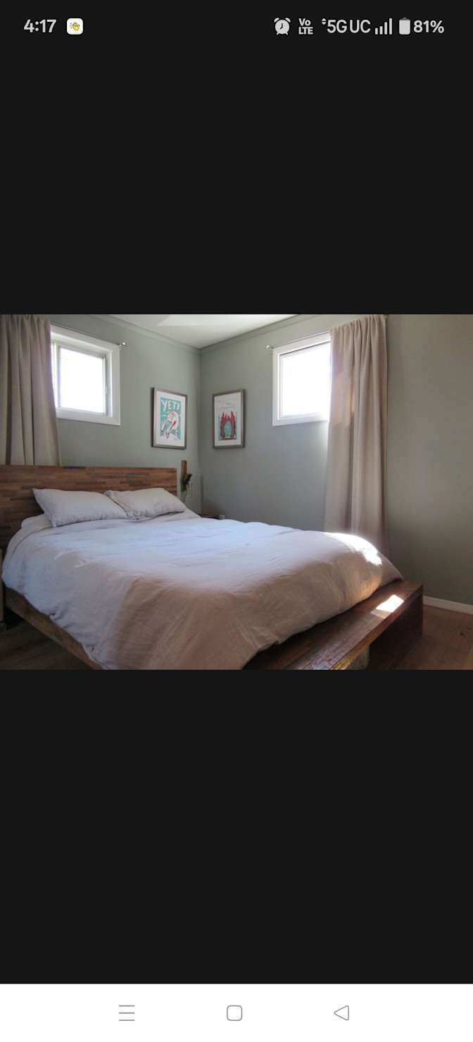 Boby solo's room