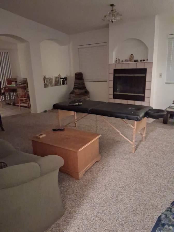 Jen's room