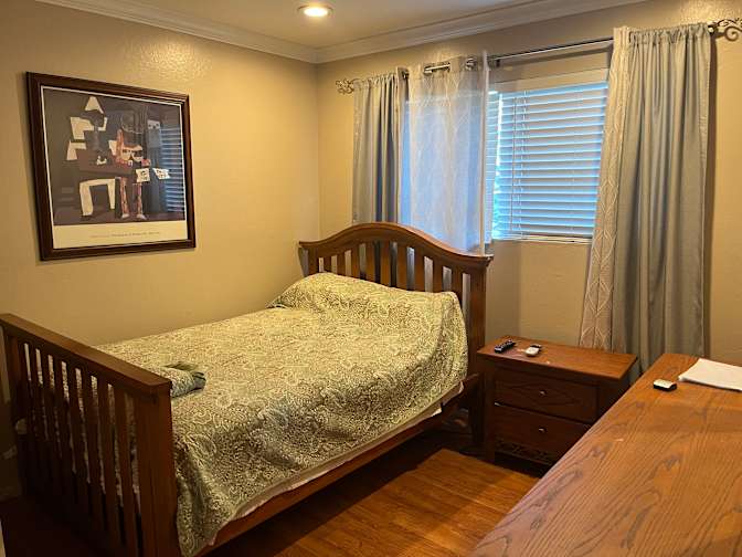 Annie's room