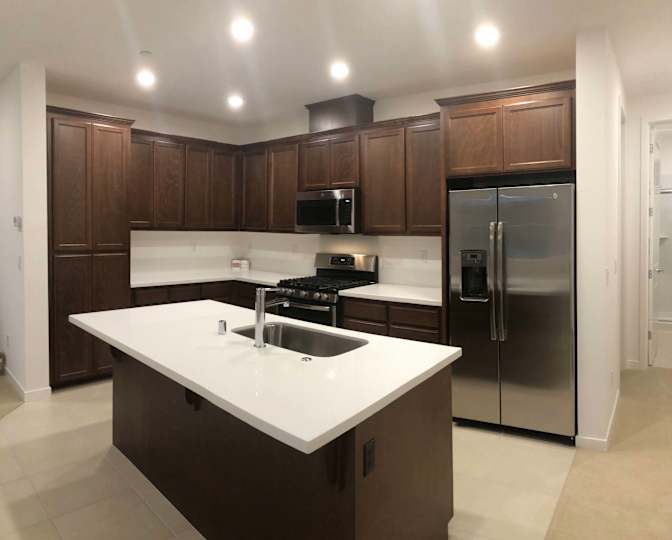 Golden Gate Rentals's room
