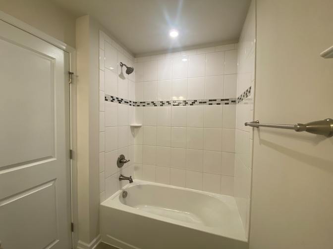 Alcove Rooms's room