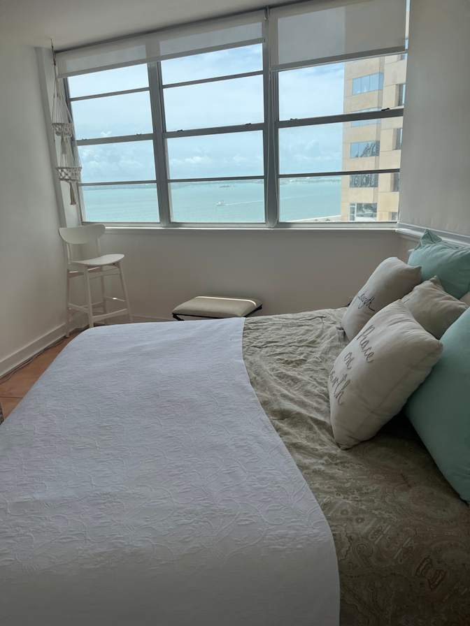 Karen horta's room