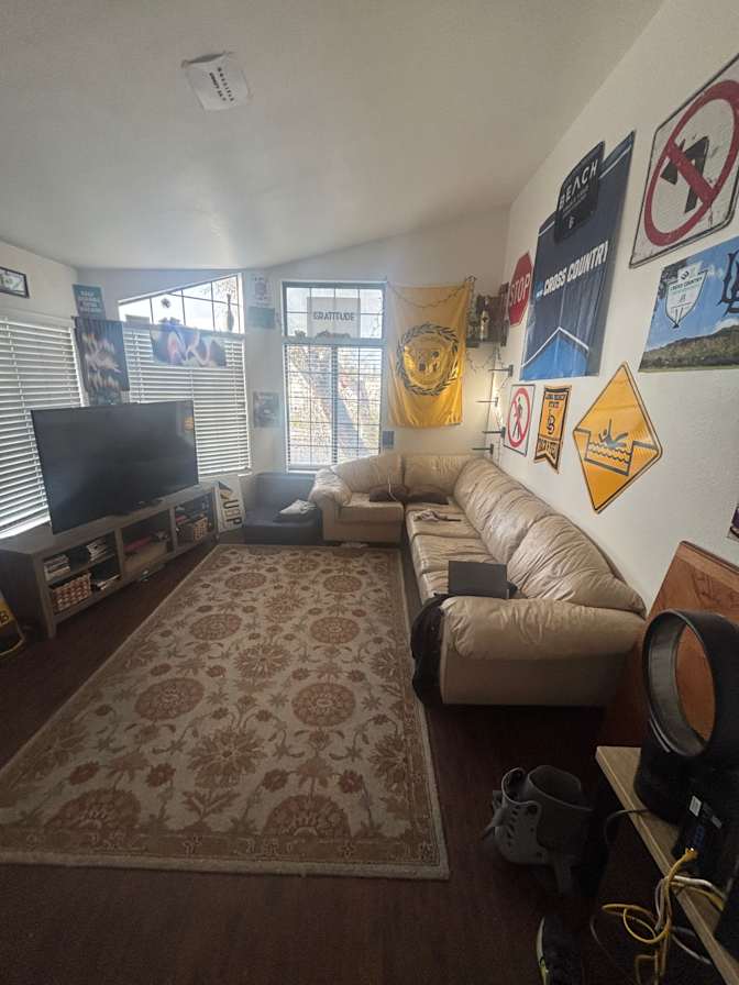 Cristian Martinez's room
