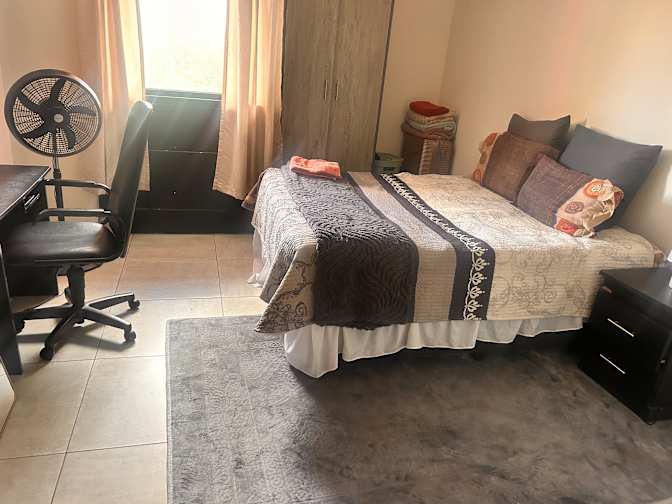 Siyanda Mngomezulu's room