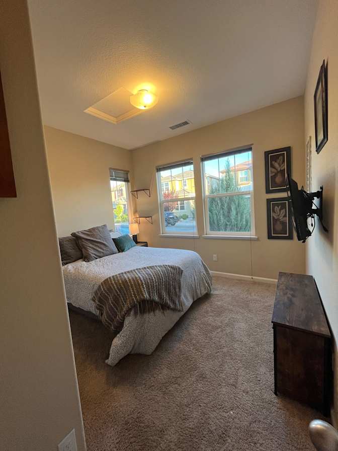 Samuel's room