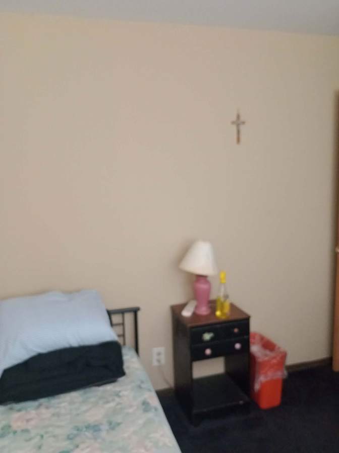 TJ hines's room