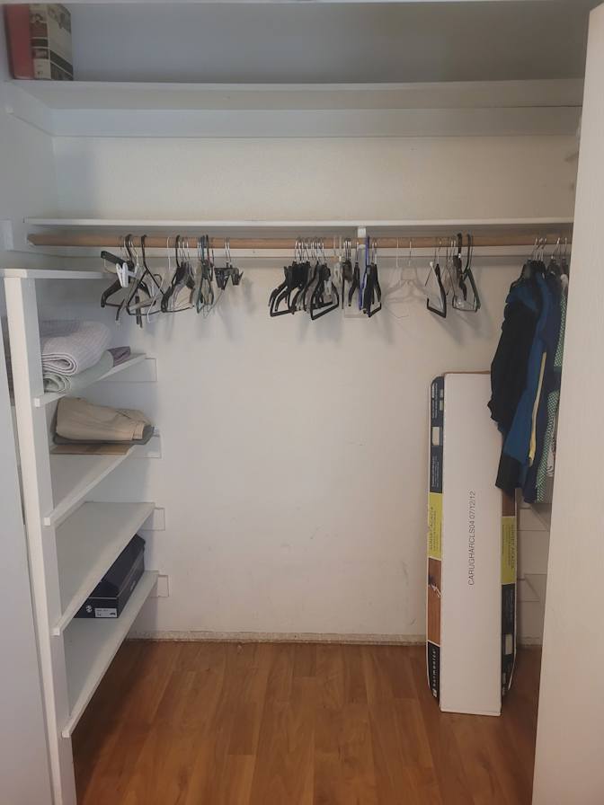 Ruthanne Hopkins's room