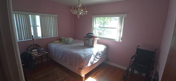 ken's room
