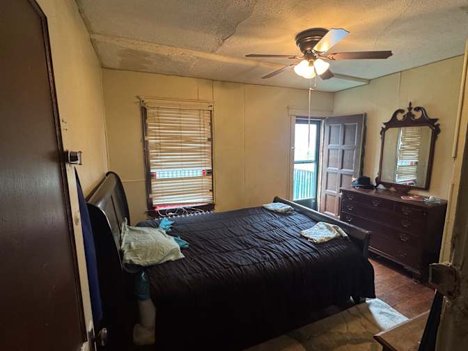 eddie's room