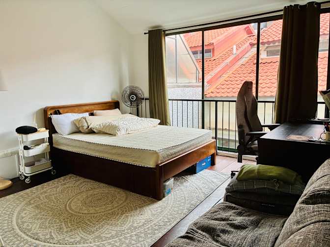 Daphne Huang's room