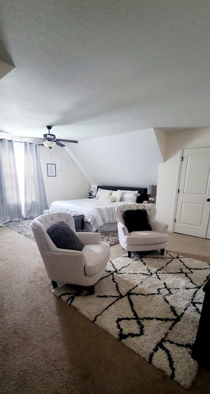 Oshirley's room